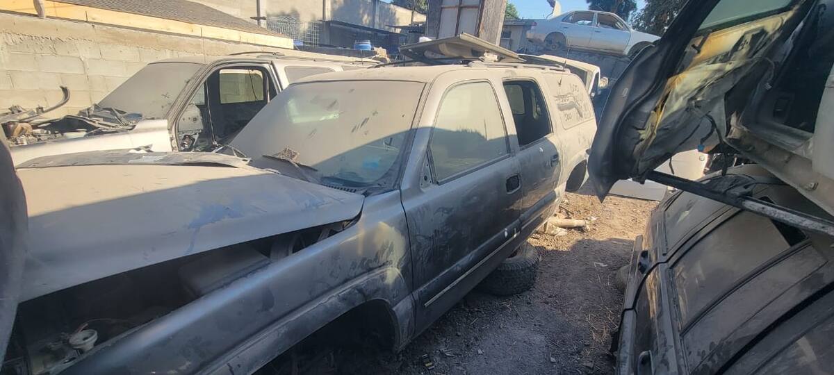 GMC Envoy, modelo 2002, con reporte de robo del 21 de marzo de 2018.