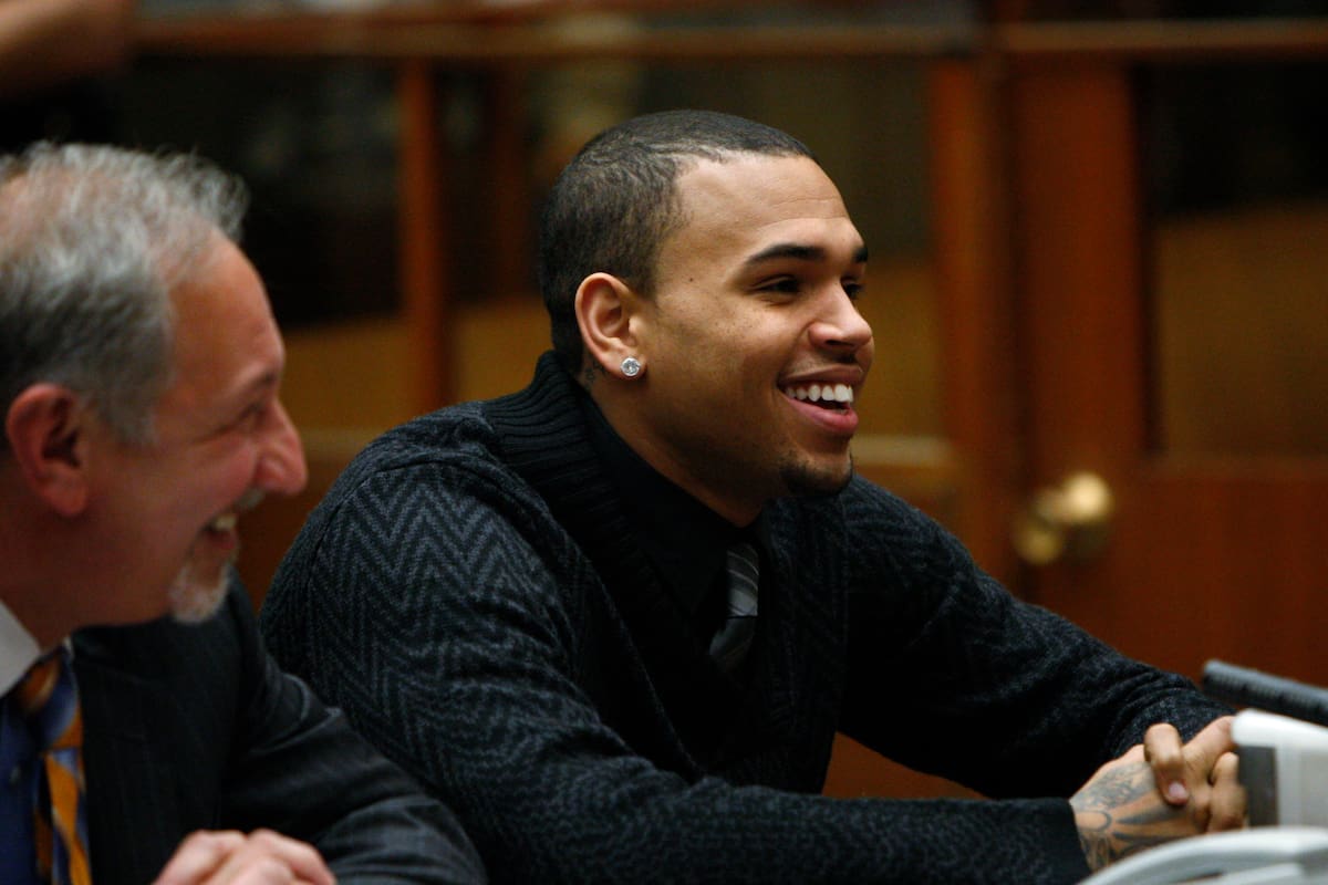 Chris Brown y Yella Beezy demandados por $50 millones de dólares