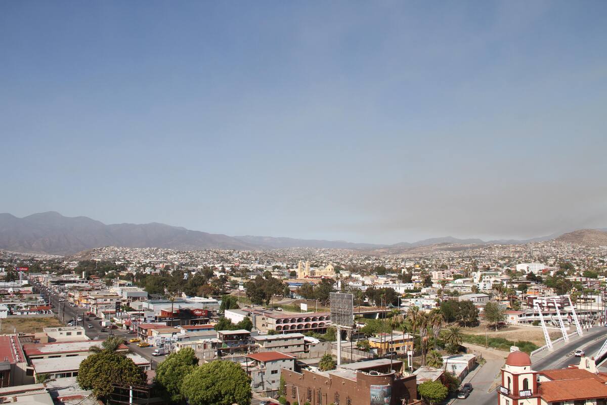 Protección Civil alerta por condición Santa Ana en Ensenada; podría provocar incendios