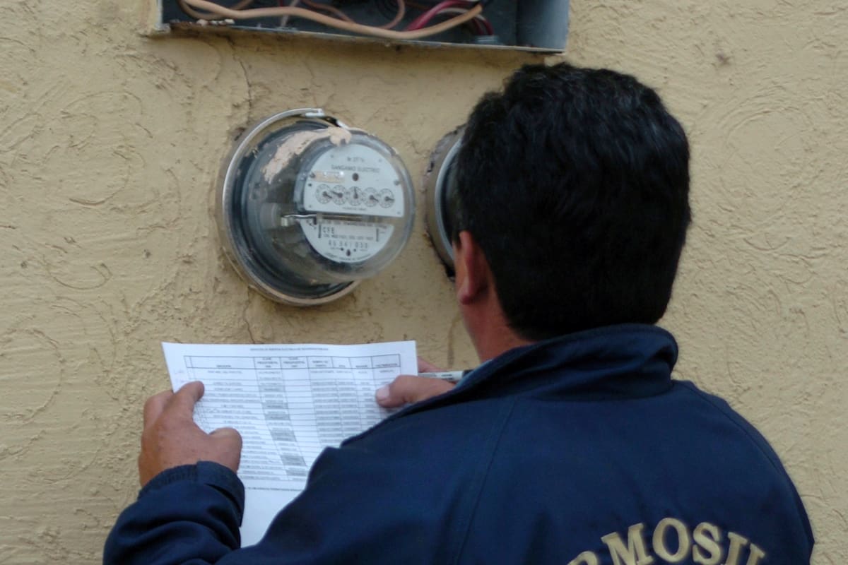 ¿Cómo leer un medidor de luz de CFE y saber que me cobran lo correcto?