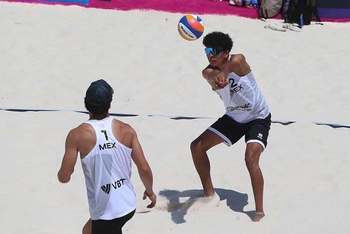 Las madres de los deportistas estuvieron sumamente preocupadas debido a que sus hijos, que recién cumplieron 18 años., estaban incomunicados.