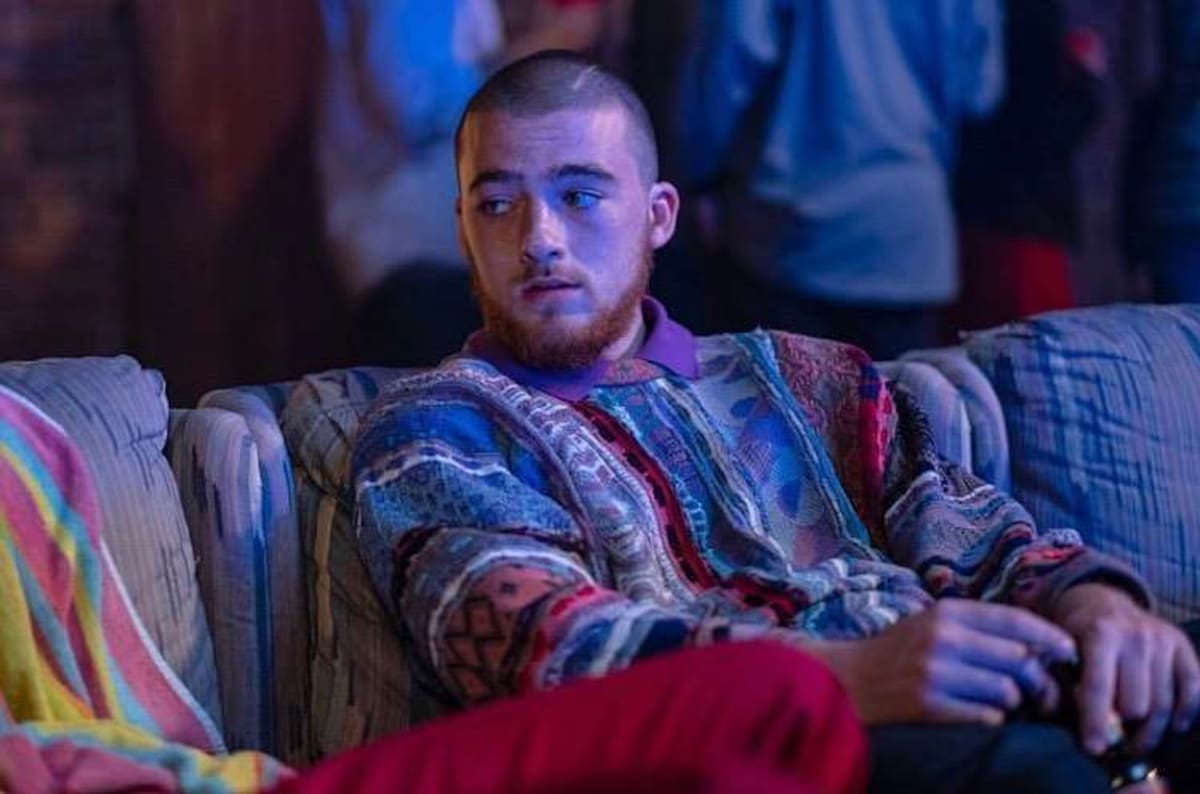 Angus Cloud, conocido por su papel de Fezco, falleció trágicamente en 2023, dejando a los fanáticos de "Euphoria" con gran tristeza