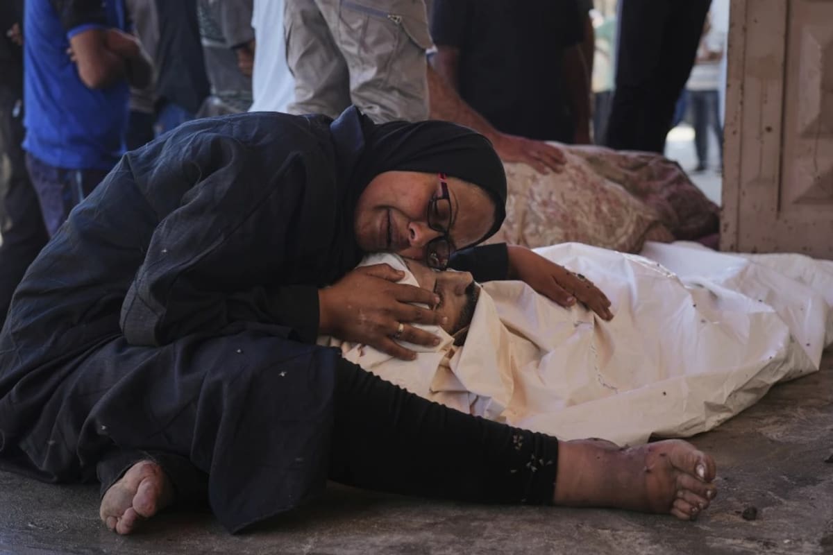 Las causas de muerte en Gaza actualmente son por hambruna o por ataques israelíes. | Crédito: AP