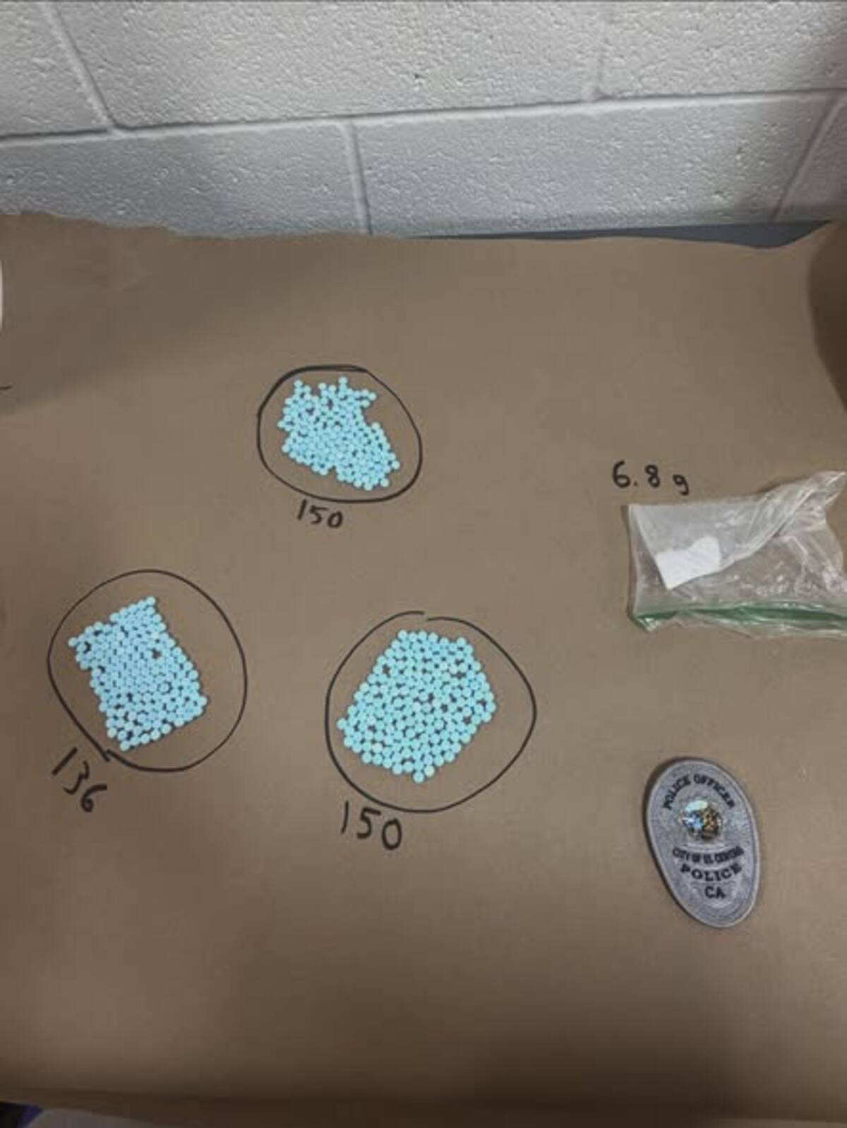 El detenido se encontraba bajo libertad condicional activa; fue ingresado a la cárcel del condado Imperial