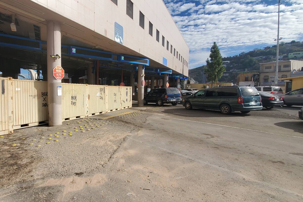 La nueva forma desesperada que utilizan migrantes para pedir asilo en EU
