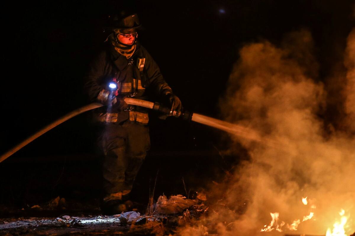 Terrible: Por no soportar la felicidad de su sobrino y de su pareja hombre se prende fuego