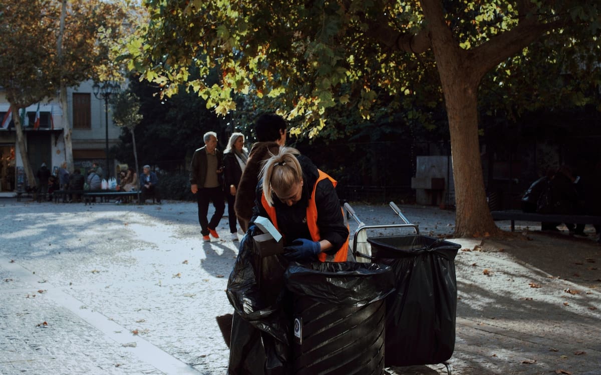 Berlín copia el modelo de Copenhague y convierte la limpieza urbana en recompensas para frenar el impacto ambiental del turismo de verano. Foto: Especial