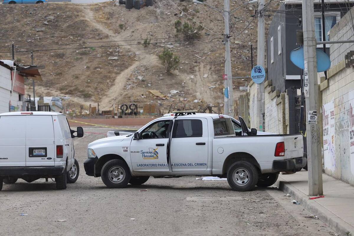 Asesinan a tiros a hombre en vía pública de Tijuana