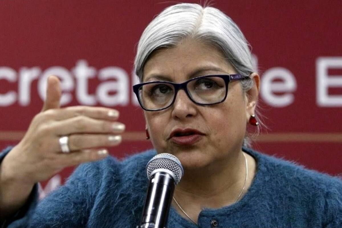 Secretaria de Economía se aísla tras positivo de Arturo Herrera