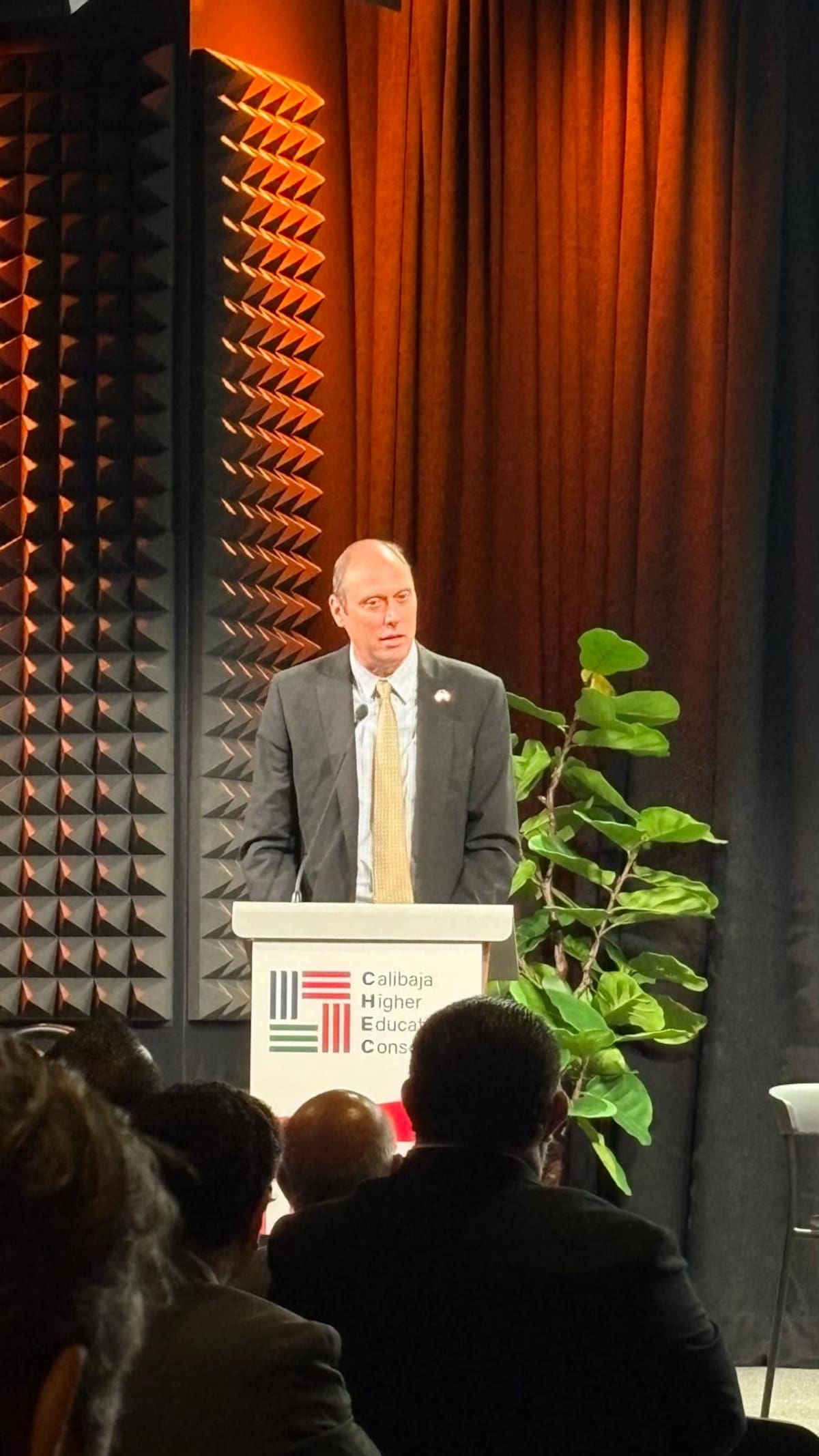 Universidades y consulados de ambos lados de la frontera firmaron un nuevo acuerdo para impulsar colaboración educativa CaliBaja. Foto: Cortesía