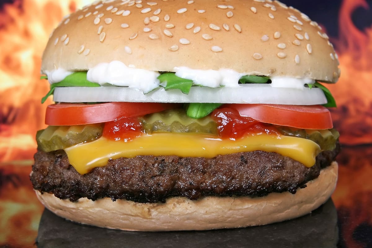 Velas aromáticas con olor a la hamburguesa cuarto de libra de McDonald's