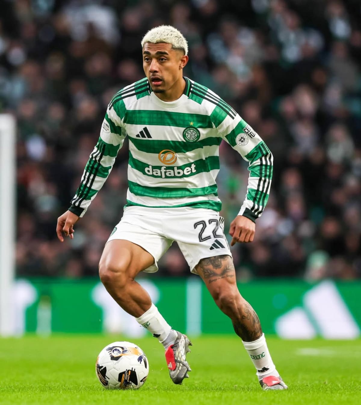 Julián Araujo en el futbol escocés.