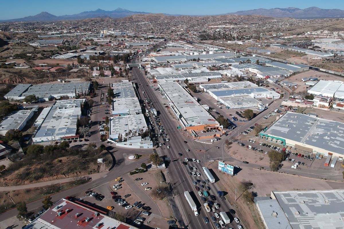 La industria sostiene el paso