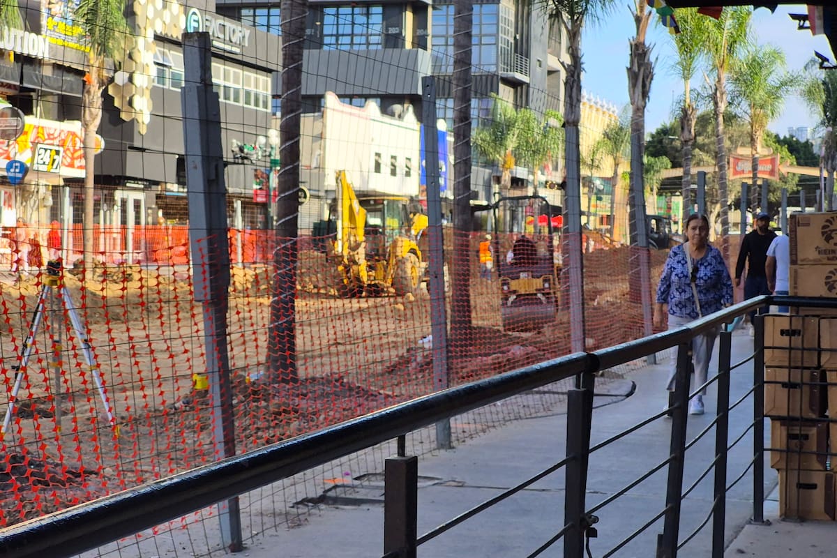Obras en la Revolución preocupan a negocios por posible caída en ventas