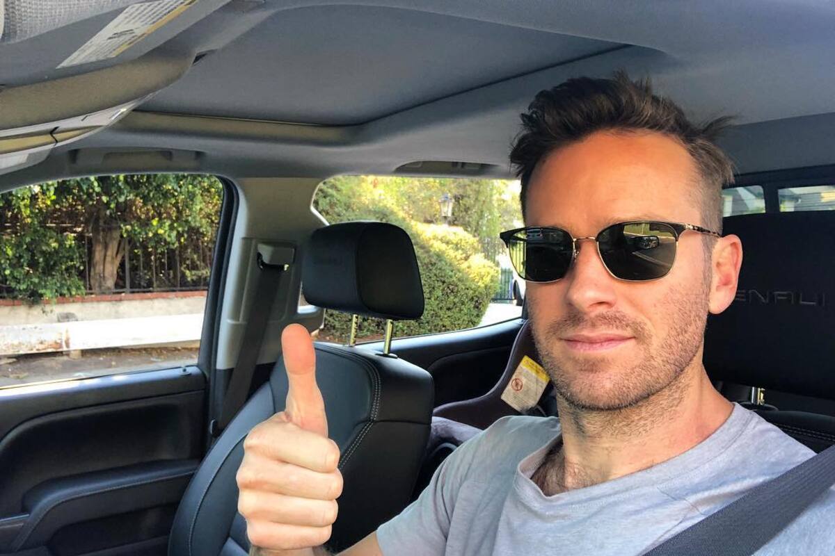 Armie Hammer sale de proyecto con JLo tras polémica de canibalismo; él responde