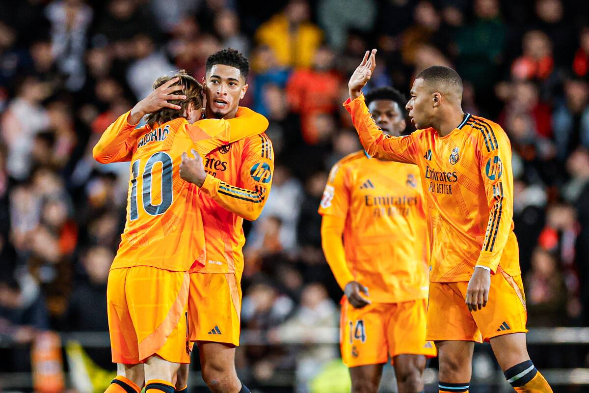 Real Madrid remonta en Mestalla con gol al 90+5 y se pone como líder en LaLiga