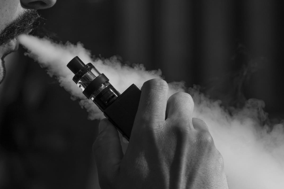 ‘Traficar vapeadores es actividad criminal’