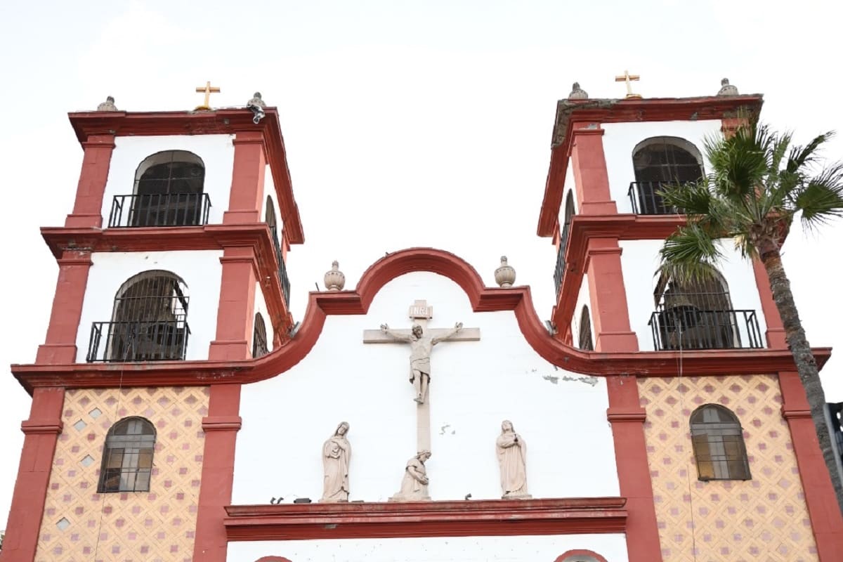 Recaudan fondos para reparar iglesia en Tijuana