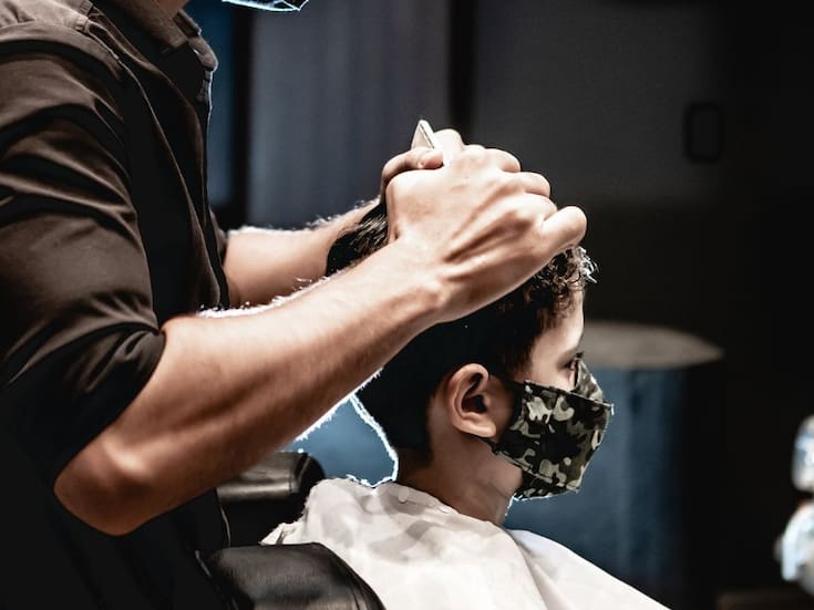 Carlos y Miriam trabajaban en una barbería en Edomex y salieron juntos al banco, pero no regresaron; sus familias los buscan desesperadamente desde hace más de un mes