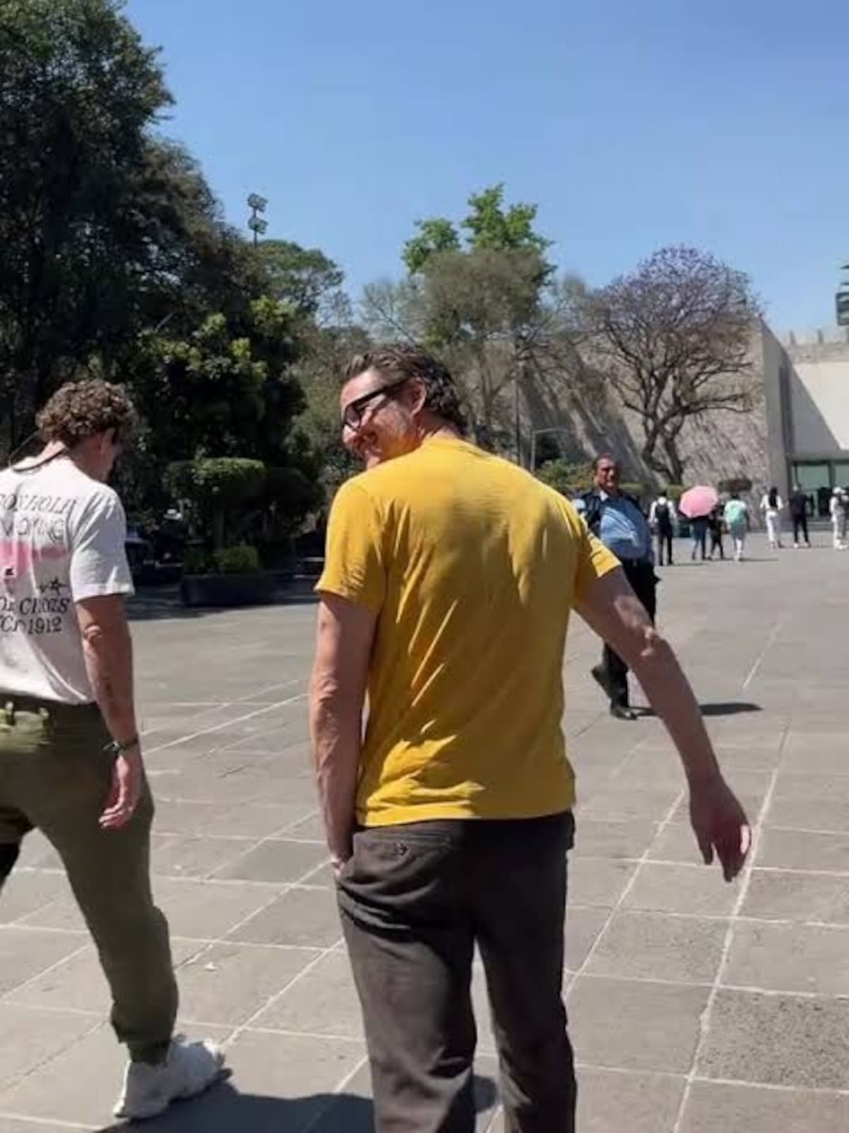 El actor chileno fue visto junto a Rafael Olarra de paseo por el Museo Nacional de Antropología en Ciudad de México. Foto: Cortesía