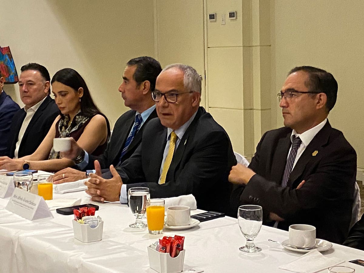 Alfredo Álvarez Cárdenas, titular de la Secretaría General de Gobierno del Estado (SGG), participó en la sesión del Grupo Unidos por Tijuana.