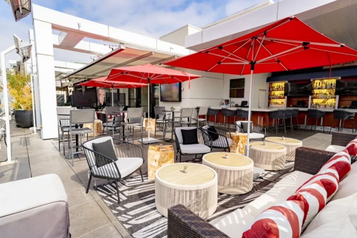 Big Game Watch Party llega a The Rooftop by STK en San Diego