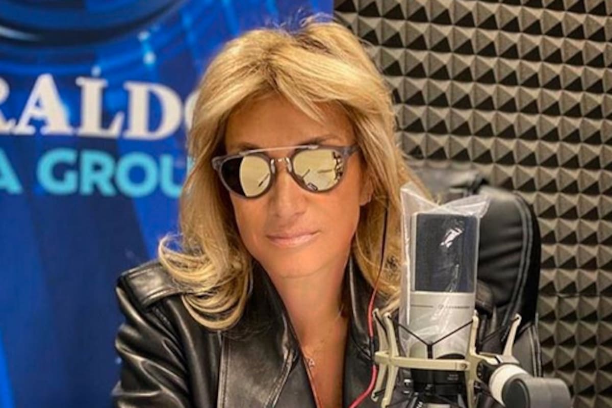 Adela Micha da positivo a Covid-19