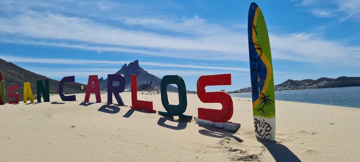 Dunas en playa Algodones de San Carlos, Guaymas donde el acceso es libre.