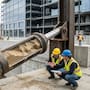 Un puñado de arena podría hacer más seguros los edificios, puentes e infraestructuras que usamos a diario mediante amortiguadores más baratos, resistentes a la humedad, fáciles de reparar, capaces de reducir vibraciones sin usar aceite