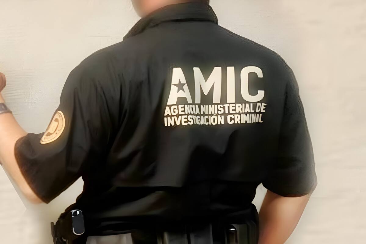 Fiscalía ejerce acción penal contra 3 elementos de la AMIC; los detuvieron con fusil de asalto