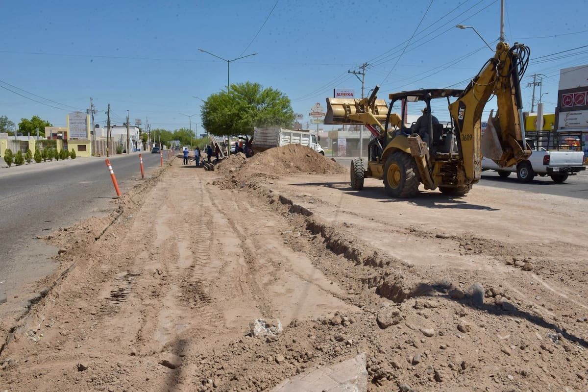 Agregarán un carril de vuelta a izquierda en Las Quintas y Camino del Seri