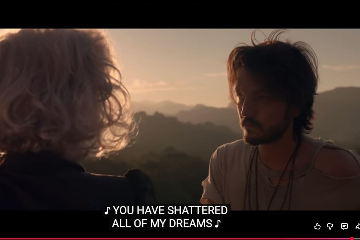 ¿Cuál es la diferencia en la nueva versión del video de Katy Perry que cambia completamente el significado de la canción?