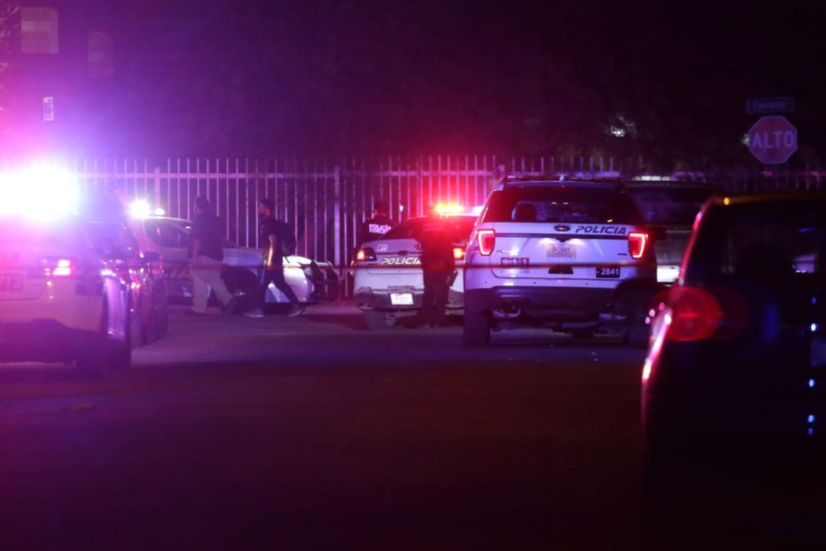 Intentan detener a automovilista en carretera del Valle y apedrean su vehículo