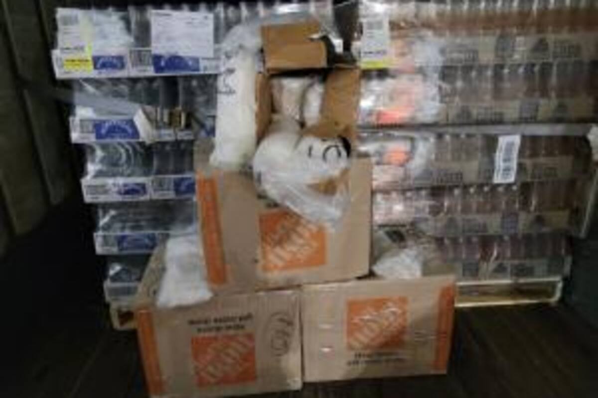 Encuentran metanfetaminas entre cargamento de bebidas