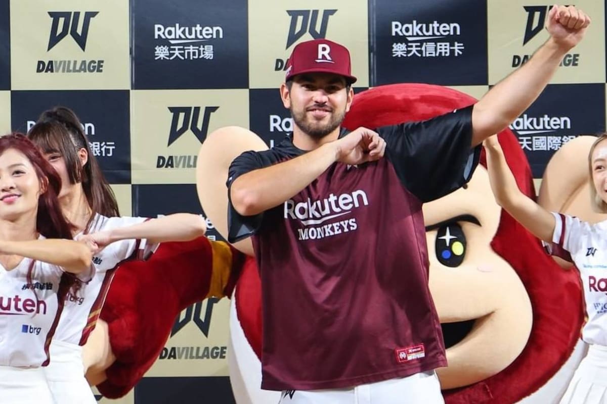 Los mexicanos Marcelo Martínez y Manny Bañuelos se lucen en la Liga de China