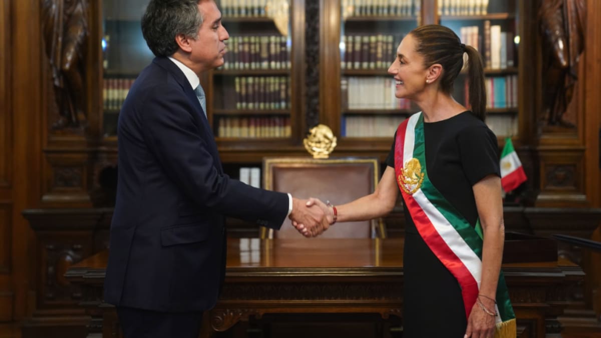 Acuerdo entre México y la Unión Europea abriría comercio casi libre con reducción de casi 100% de aranceles, impulsando inversiones de 230 mil millones de euros, según anuncio del embajador Francisco André