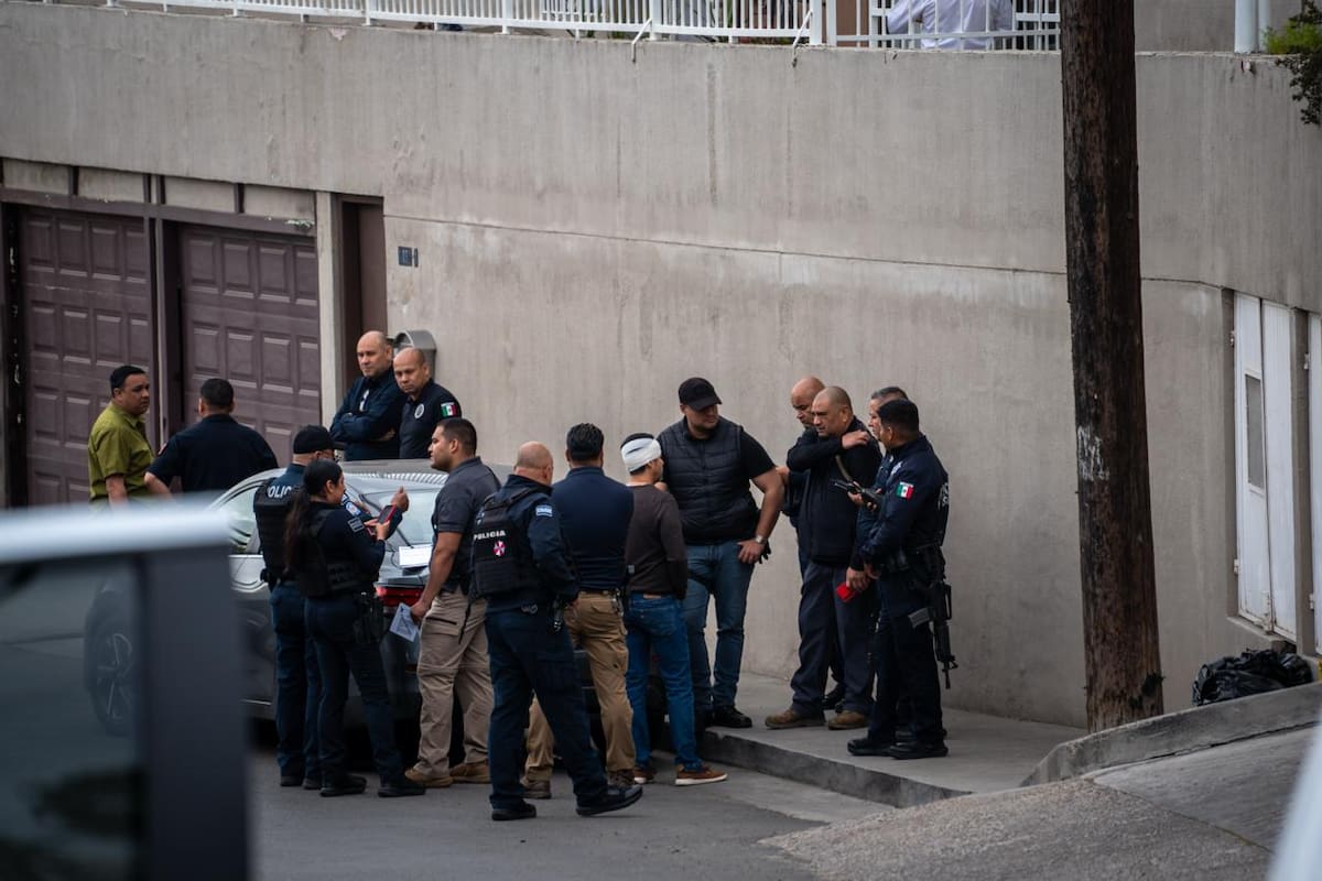El altercado ocurrió cuando un sujeto que viajaba en compañía de su hija y fue interceptado al menos cuatro individuos quienes realizaron disparos al interior de un establecimiento. Foto: Border Zoom