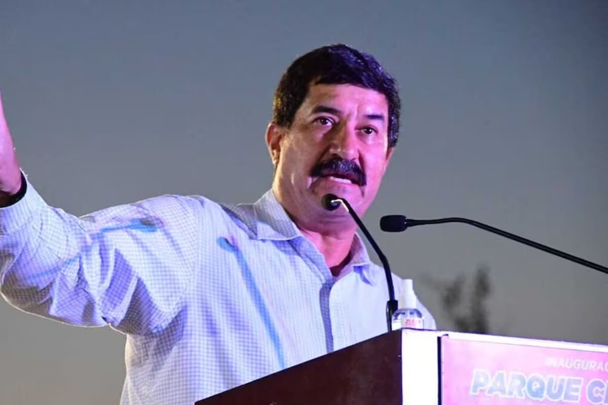 En lugar de defenderse ante el juez, Javier Corral abandonó el recurso con el que intentaba evitar la cárcel, una decisión que dejó firme su orden de captura por el desvío de 98 millones y desató la cacería internacional de un empresario prófugo