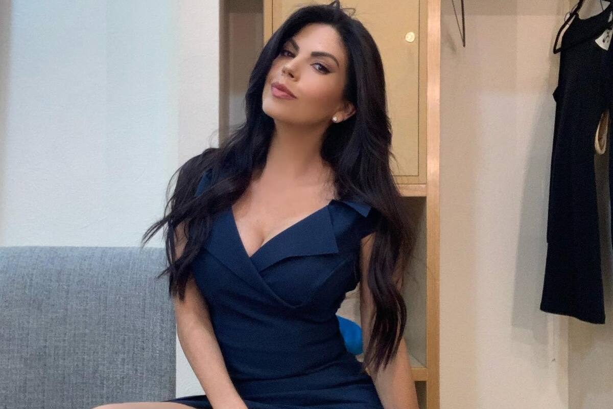 África Zavala llega al millón de seguidores en TikTok