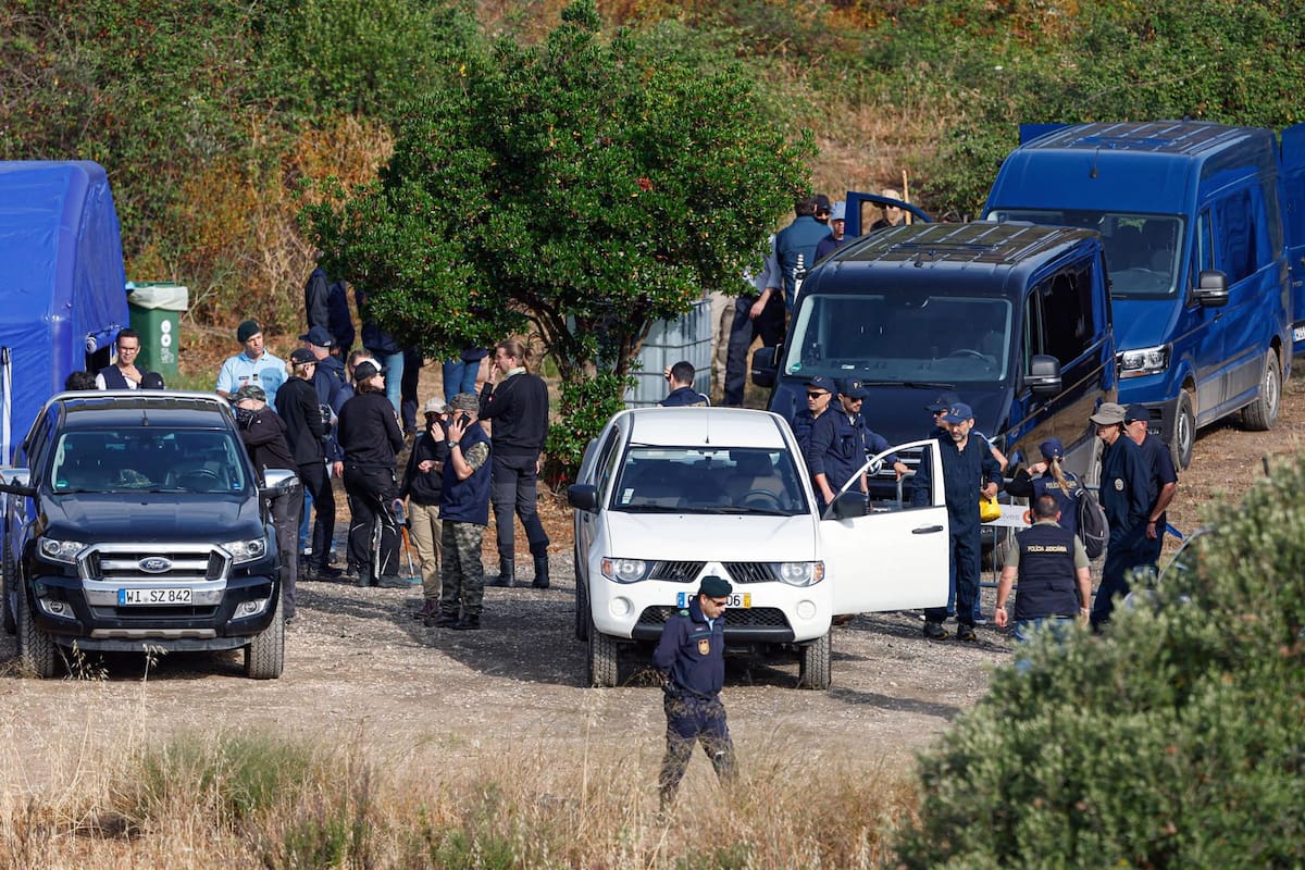 Silves (Portugal), 23/05/2023.- Portuguese authorities gather at a makeshift Judicial police criminal investigation unit (PJ) makeshift base camp in the Arade dam area, Faro district, on the official start of a new search operation amid the investigation into the disappearance of Madeleine McCann, in Silves, Portugal, 23 May 2023. This operation stems from a European Investigation Order (the old rogatory letters) addressed by the German authorities to Portugal and focuses on the Arade dam, located about 50 kilometers from Praia da Luz, the place where the child disappeared in May 2007, 16 years ago, while on vacation with her parents. EFE/EPA/LUIS FORRA