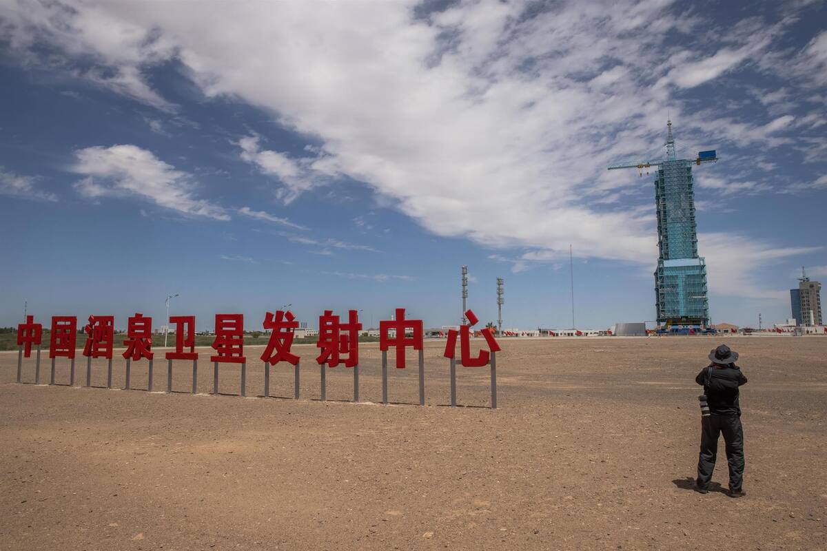 Este día los astronautas chinos con mayor permanencia en el espacio regresan a la tierra
