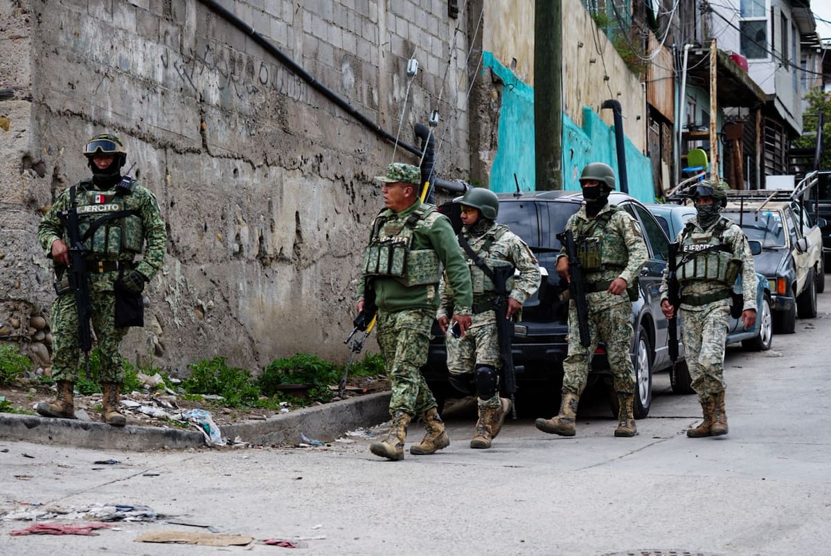 Un hombre y una mujer fueron asesinados a balazos al interior de un domicilio ubicado en la calle Mexiquito, en la colonia Montes Olímpicos. Fotos: Leonardo González