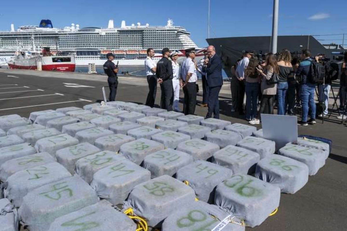 España intercepta barco de origen panameño que llevaba 4500 kilos de cocaína