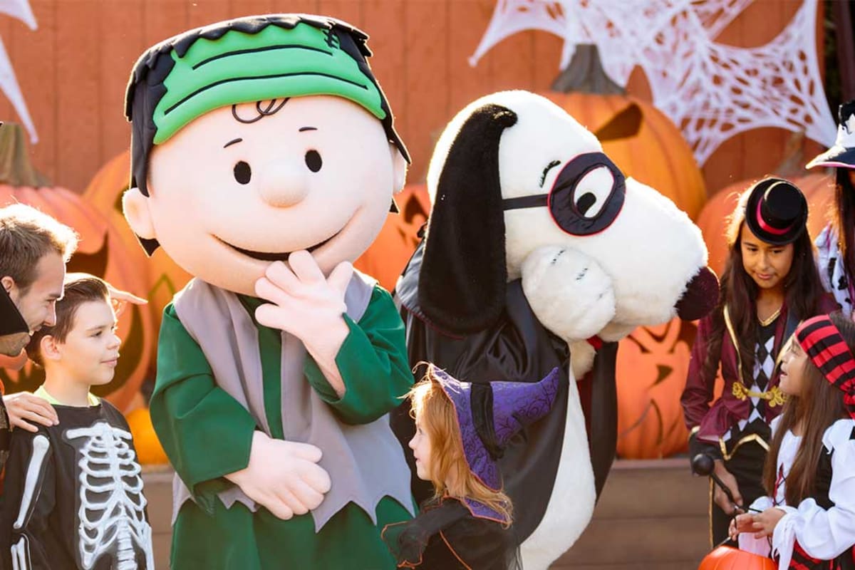 Disfruta de la temporada de Halloween en Knott’s Spooky Farm