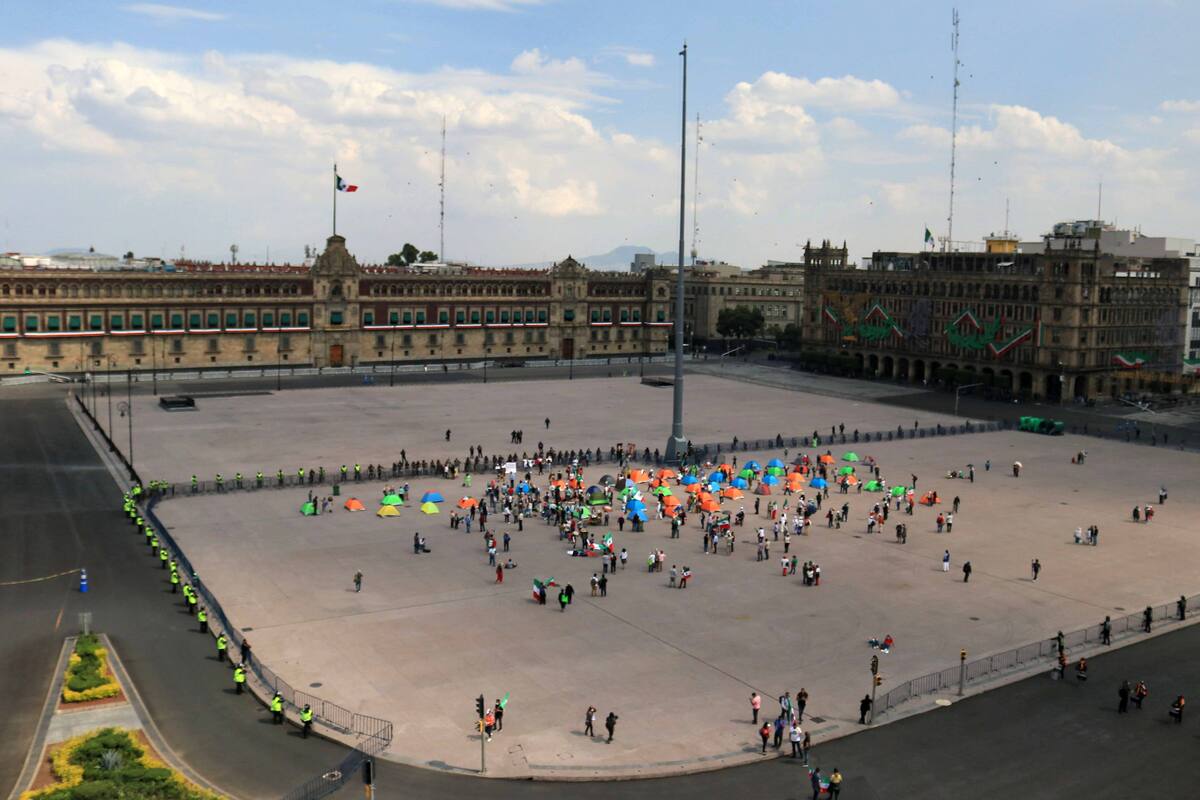 EUM20200923SOC34.JPG
CIUDAD DE MÉXICO. Protest/Protesta-Frenaaa.- 23 de septiembre de 2020. Aspectos del plantón del Frente Nacional Anti-AMLO (Frenaaa) en el Zócalo capitalino. Foto: Agencia EL UNIVERSAL/Fernanda Rojas/EELG