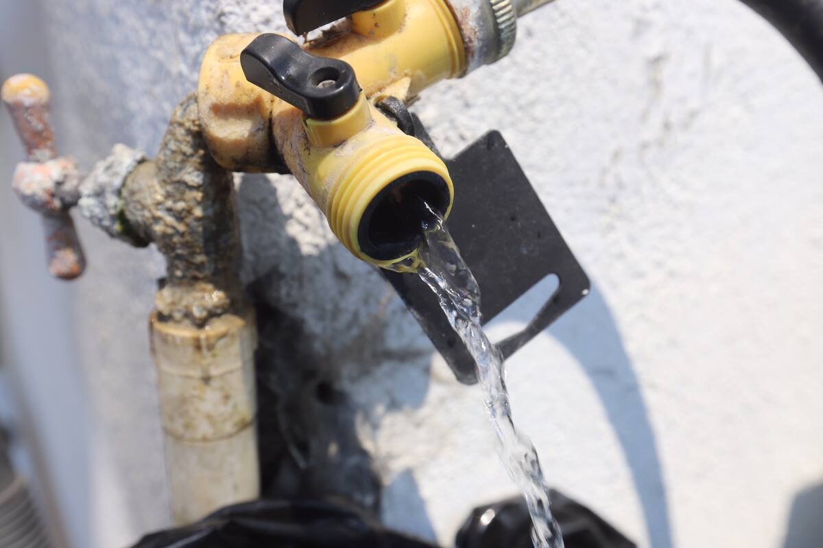 Debido a fuga trece colonias de Tijuana se quedan sin agua