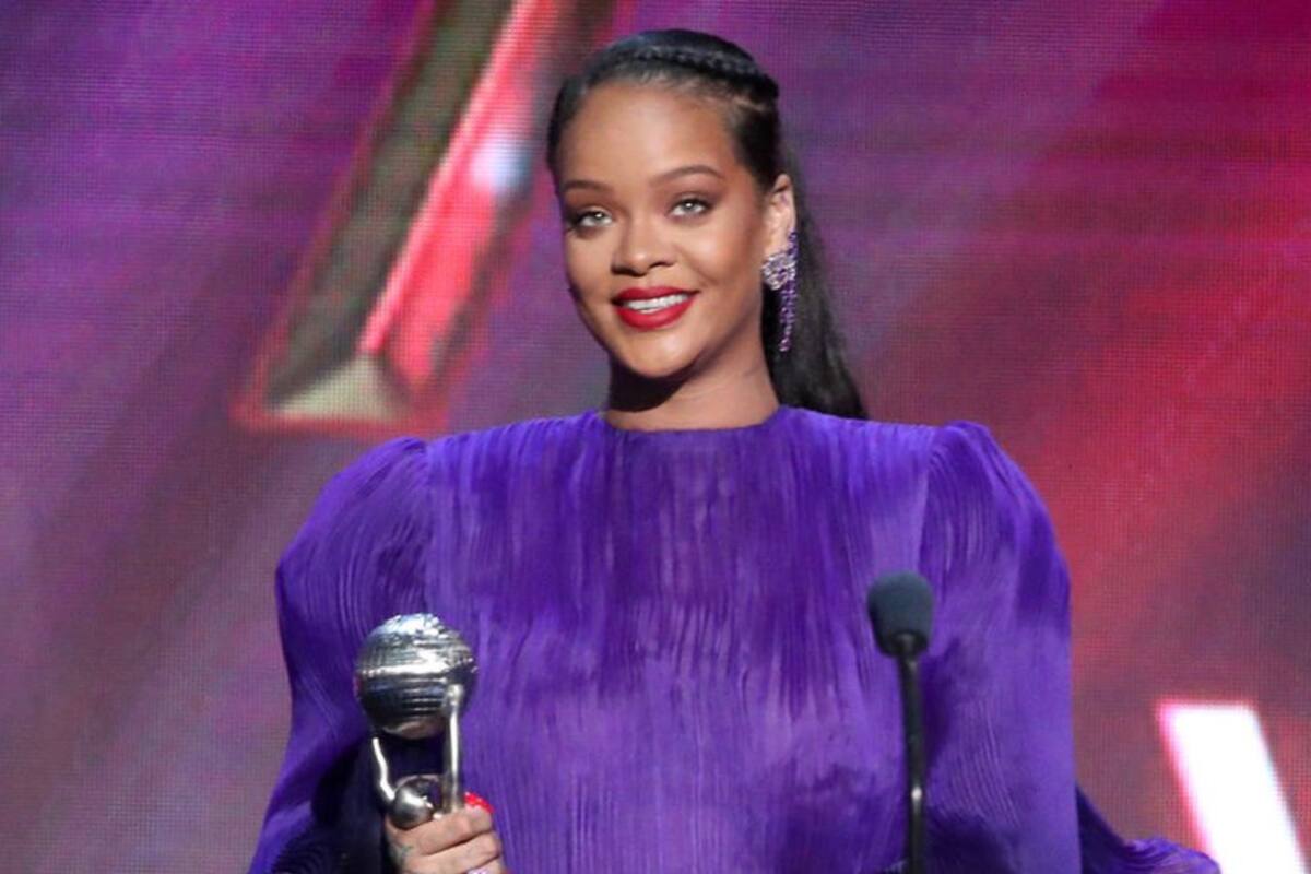 Cómo Rihanna se convirtió en la cantante femenina más rica del planeta (y no
es por la música)