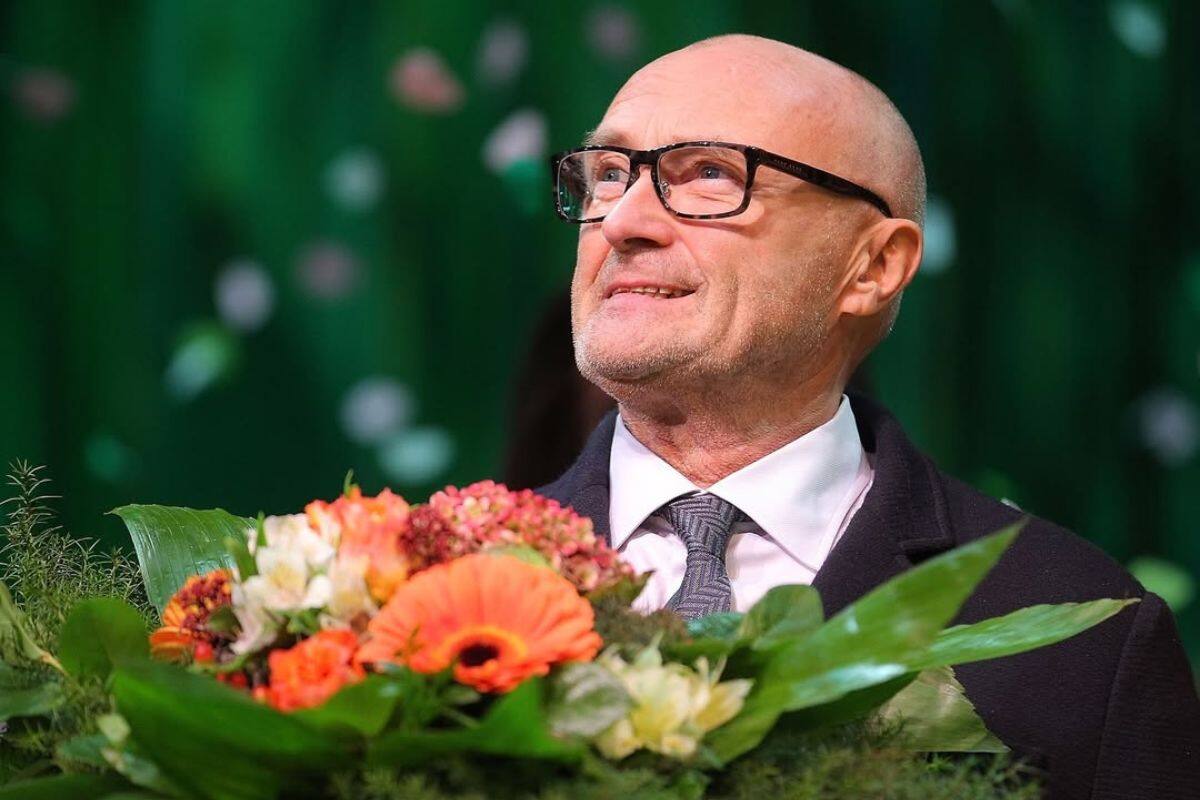Phil Collins cancela concierto en Miami debido a problemas de voz
