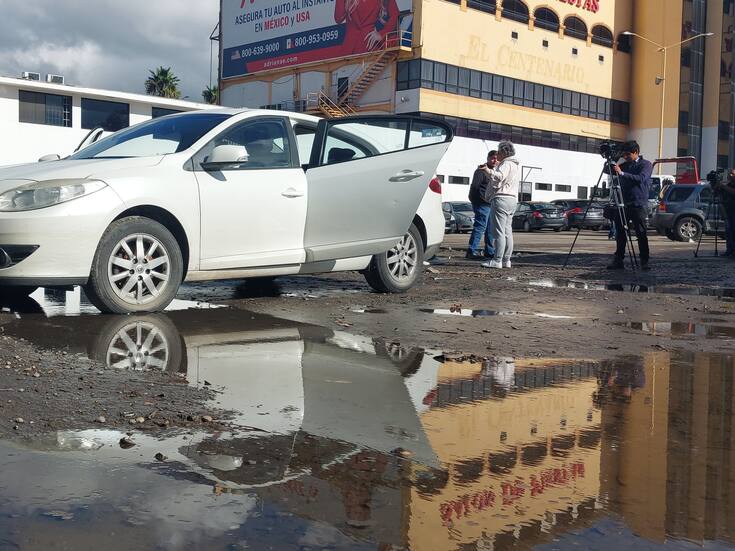 Exigen pago de daños a parking