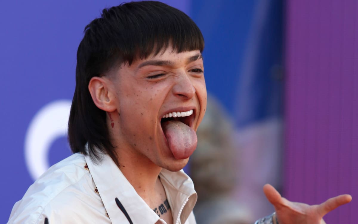 Fotografía de Archivo de Peso Pluma.